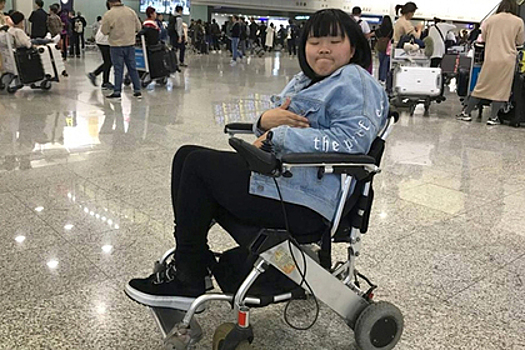 Девушку выкинули с рейса из-за инвалидности