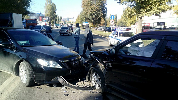 В тройном ДТП на Шехурдина пострадала пенсионерка