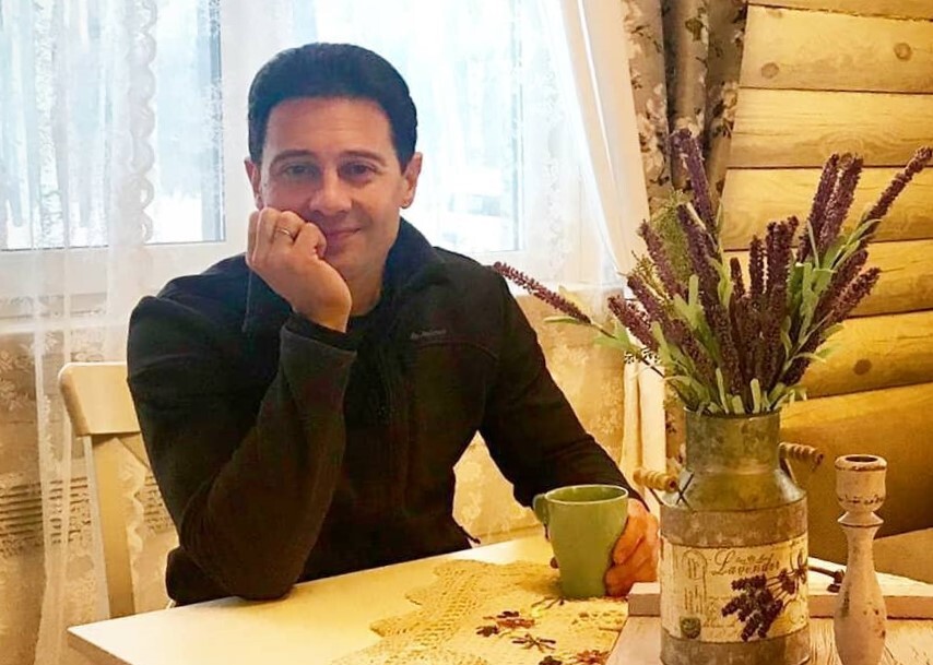 Кременецкий иосиф аркадьевич отец макарского. Отчим 33. В омской области девушка зарезала отца. Отчим 33. Отчим 33.