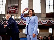 Камала Харрис — кандидат на пост президента США. Как мода помогла ей сделать карьеру в политике?