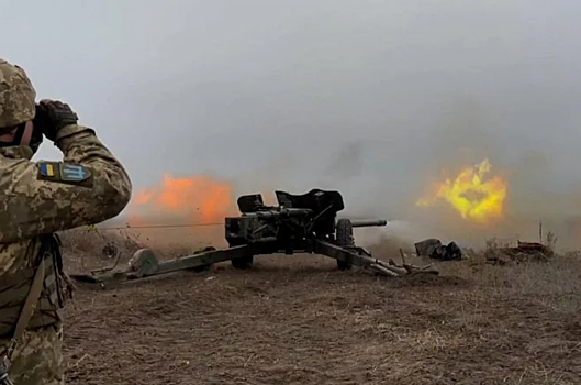 Донецкий аэропорт попал под обстрел