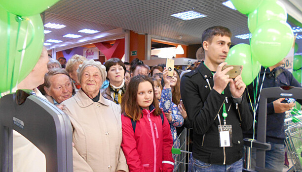 В Петрозаводске открылся супермаркет «Перекресток»