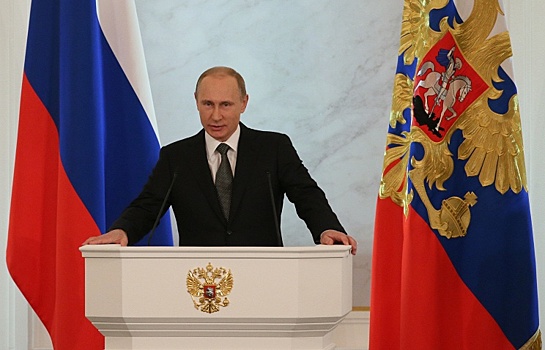 Путин начал послание к Федеральному собранию с минуты молчания