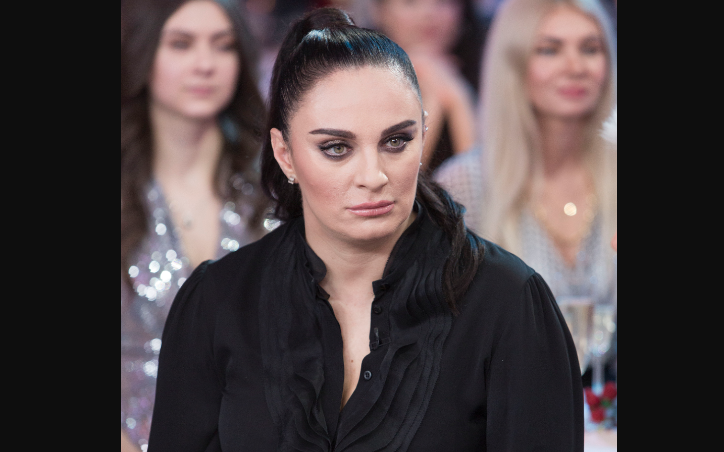 Текст песни знаешь ли ты. Как найти мелодию не зная названия. Стих про я. Старинная песня текст. Запомни раз и навсегда что жизнь.