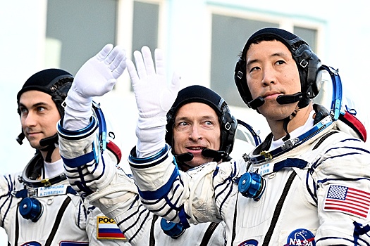 "Союз МС-27" приземлился в Казахстане