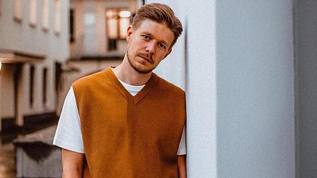 Никита Ефремов вышел в свет с сестрой Верой: видео Super