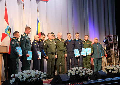Военнослужащих ЮВО поздравили с Днем защитника Отечества  в Ростове-на-Дону