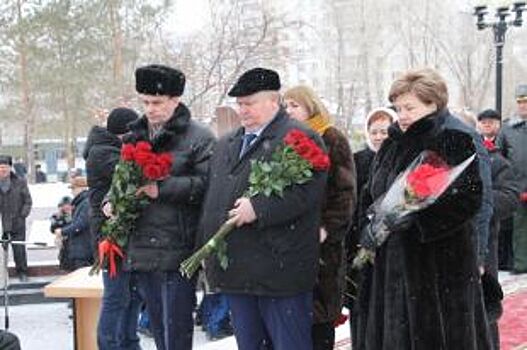 Минута молчания. В Оренбурге отдали дань памяти воинам-интернационалистам