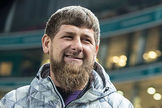 Рамзан Кадыров – какие подарки дарил глава Чечни футболистам «Ахмата»: часы, машины, бутсы, деньги, подробности, история