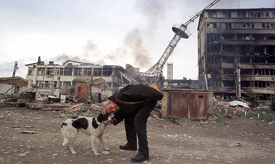 10 июня 1999 года прекратились бомбардировки Югославии. За 78 дней под ударами НАТО погибли около 3000 тысяч человек, порядка 10 тысяч были серьёзно ранены.