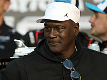 Майкла Джордана критикуют за сомнительный жест в отношении ребенка