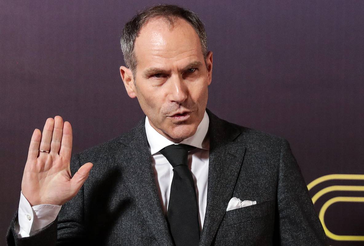 Уехавший из России в Израиль комик ответил на обвинения в переобувании