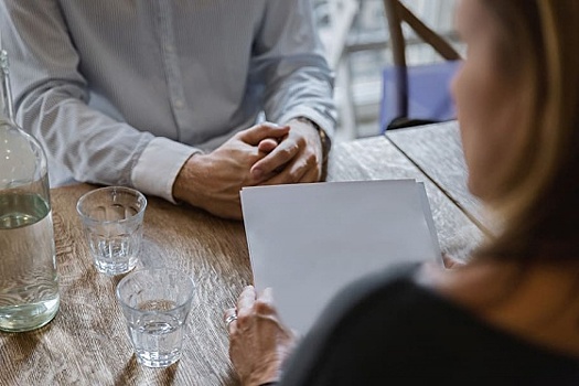 В России предложили запретить продажу алкоголя на фуд-кортах торговых центров