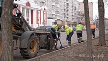 Работы по очистке улиц от песка и соли стартовали в Вологде