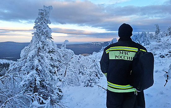 Потерявшуюся в уральских горах туристку нашли живой