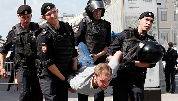 СКР готовит новые аресты участников массовых беспорядков в Москве