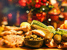 Сколько стоит новогодний стол москвича