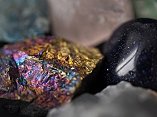 Новосибирку будут судить за спрятанные от таможенников полудрагоценные камни