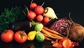 Включение в рацион овощей и фруктов защищает от рака простаты