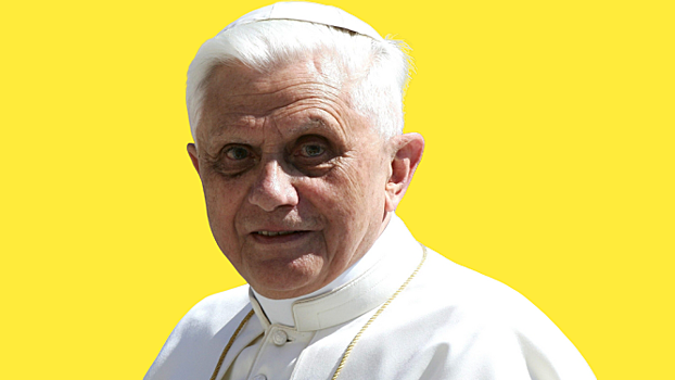 Экс-папа Ратцингер встряхивает Ватикан