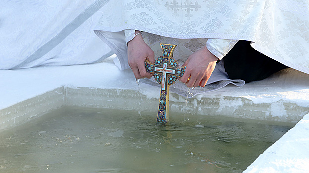 Православные Ноябрьска готовятся отметить Крещение