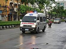 Турист потерял контроль над мотоциклом в Таиланде и врезался в прицеп