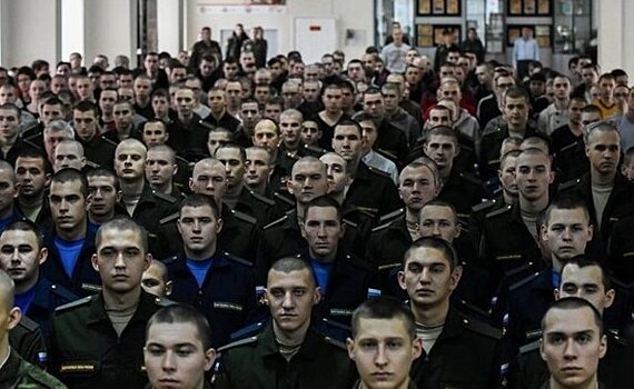 В Набережных Челнах призывная комиссия переезжает в ДК "КАМАЗ"