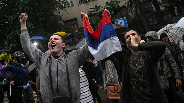 Сербы провели в Белграде демонстрацию против поддержки Косово