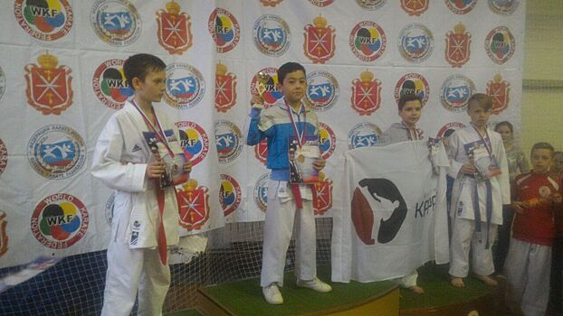 На соревнованиях по олимпийскому каратэ спортсмены из Теплого Стана взяли семь медалей высшей пробы