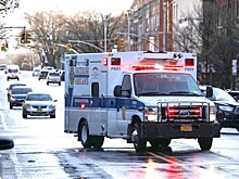 Регулятор США одобрил для применения вакцину производства Pfizer