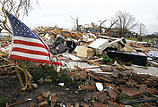 В США не менее 9 человек погибли из-за торнадо и наводнений
