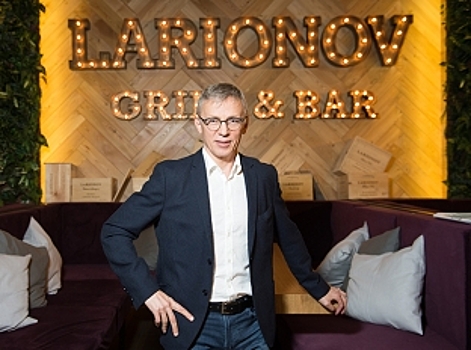 Игорь Ларионов, Алексей Яшин, Александр Мостовой и другие хоккеисты на открытии ресторана Larionov Grill&Bar