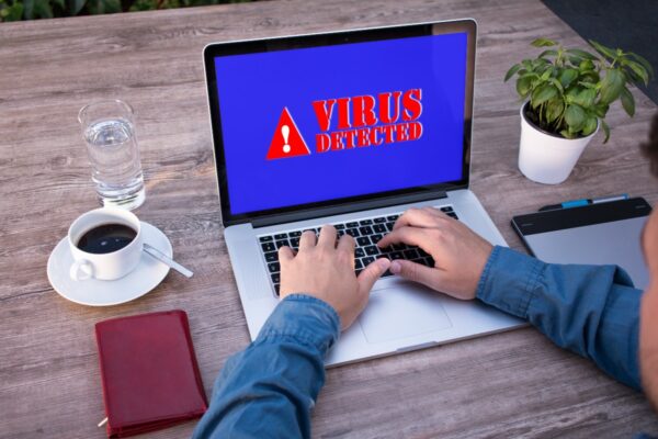 Мошенники маскируют вирусы под проверку Captcha для кражи данных