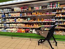 В запорожских супермаркетах образовались очереди