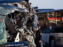 В Германии при столкновении автобусов пострадали 40 человек