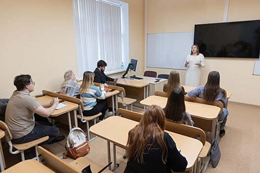 После закрытия колледжа в Ноябрьске студенты не останутся без образования: выделят миллионы