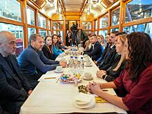 Бельский провел встречу с Молодежным советом транспортного блока Петербурга