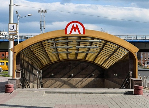 Бурков юным омичам: метро в Омске не будет