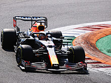 Honda раскрыла секрет улучшения двигателя на машинах Red Bull Racing