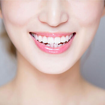 5 способов отбелить зубы в домашних условиях. Отзывы редакции