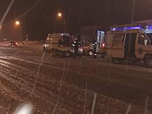 В серьёзной аварии в Самарской области один человек погиб, трое получили травмы