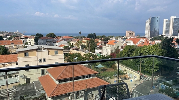 Легендарный политик Антон Баков показал бомбоубежище в Тель-Авиве: «Вчера были 3 воздушные тревоги»