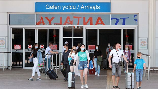 Турция предложила России возобновить ависообщение на курорты