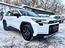 В Россию начали поставлять Toyota RAV4 нового поколения