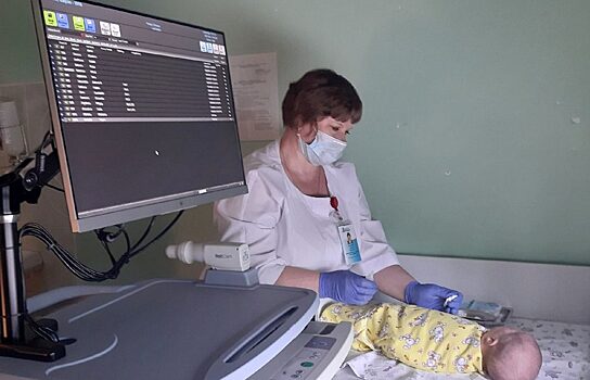 В тюменской ОКБ №2 появился прибор для проверки зрения у младенцев