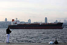 Береговая охрана Турции: сломанный контейнеровоз из РФ отбуксировали в Босфор