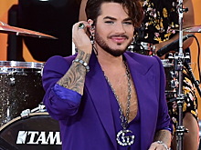 Адам Ламберт продемонстрировал суперспособности на улицах Бруклина (Видео)