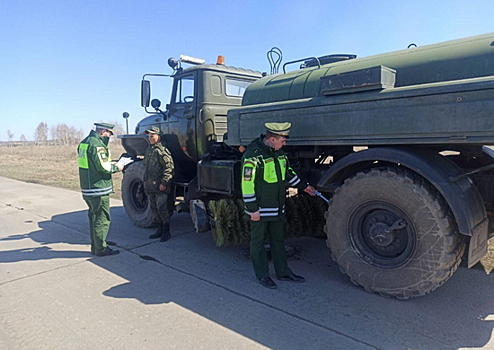 Военные автоинспекторы ЦВО провели акцию «Автошина»  в Кировской области
