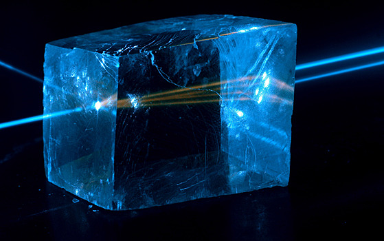 Терагерцовый лазер помог изучить нагревание кристаллов