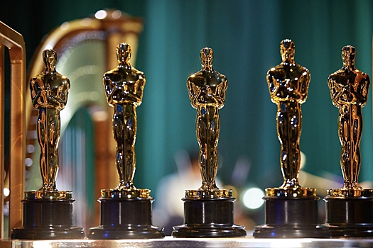 Церемонию вручения почетного "Оскара" перенесли на 2024 год